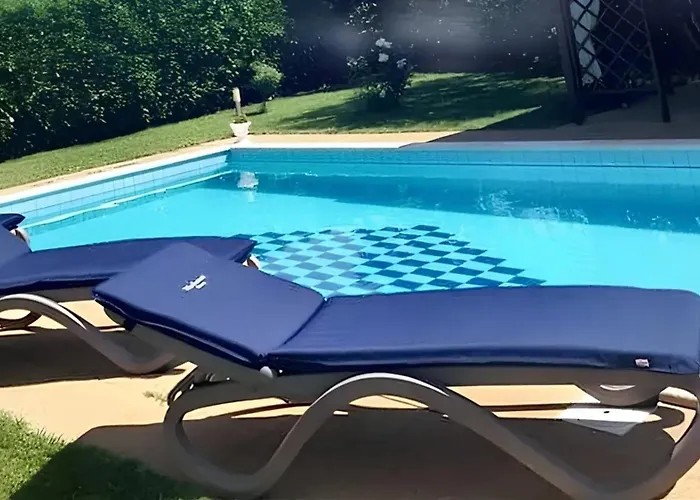 Charming In With Private Pool *