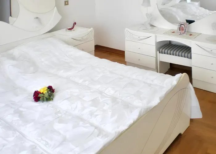 Charming In With Private Pool Villa