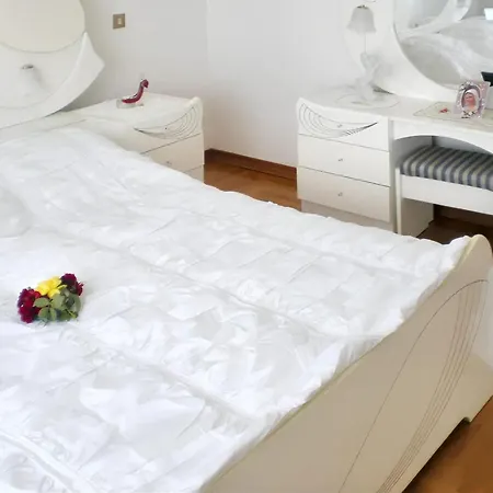 Charming In With Private Pool Villa
