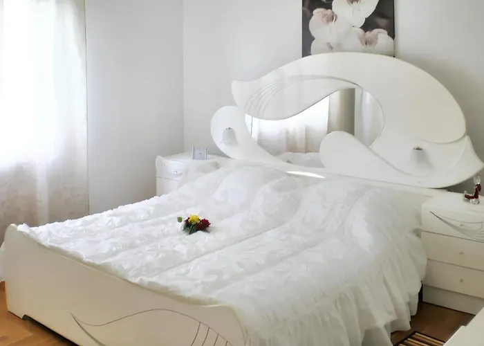 Charming In With Private Pool Vila *