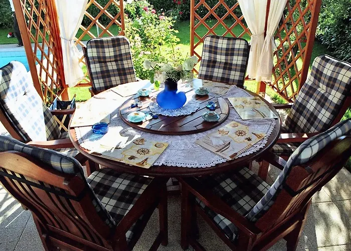 Charming In With Private Pool Vila