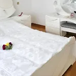 Charming In With Private Pool Βίλα