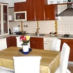Charming In With Private Pool Βίλα *